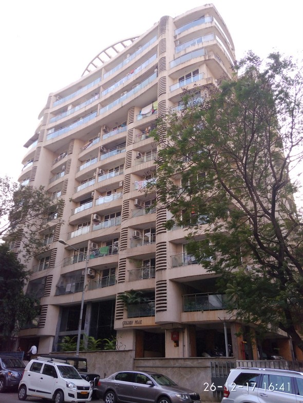 Main - Golden Peak, Khar West